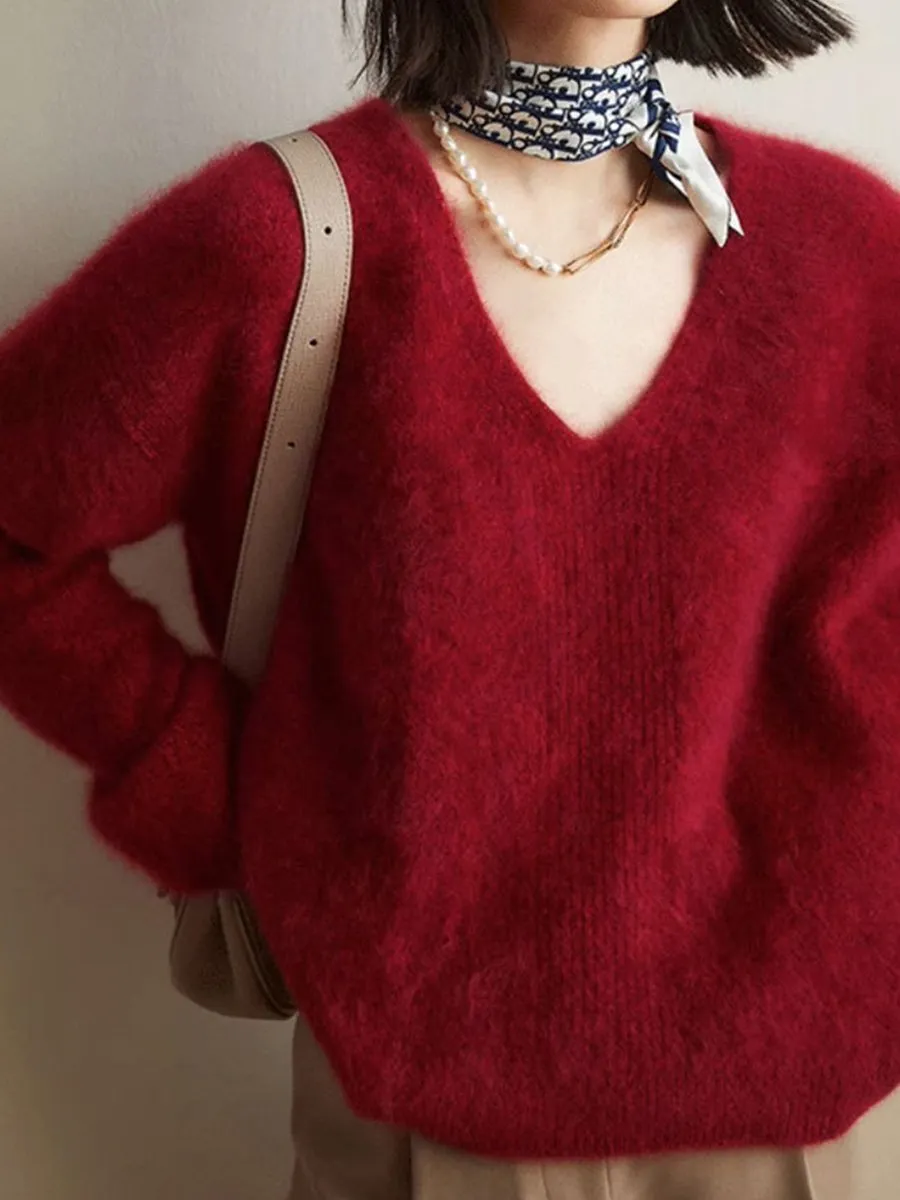Cozy V-Neck Knitted Sweater in Soft Mink