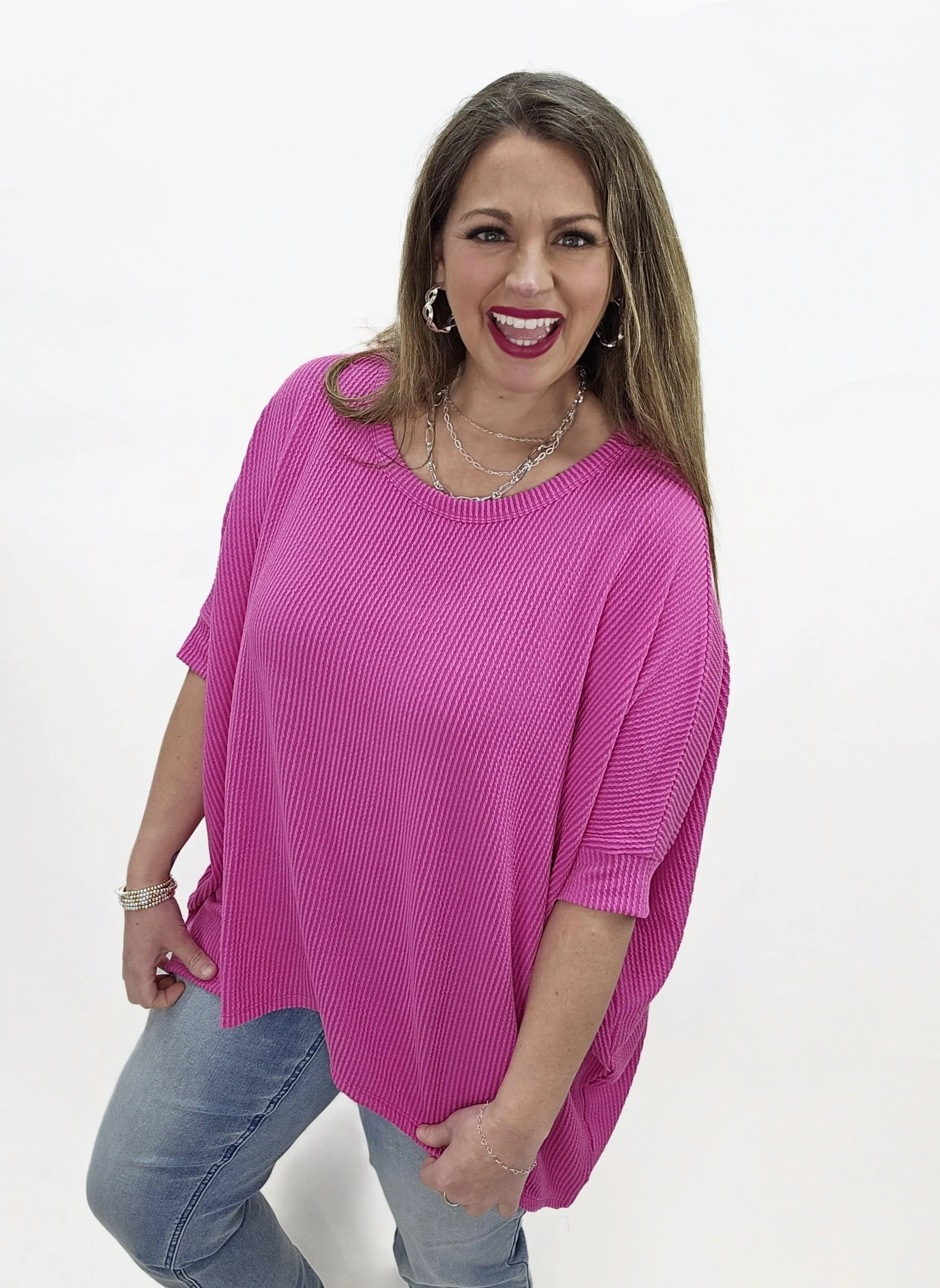 DEAR SCARLETT/ANDREE OVERSIZED RAISED RIBBED TOP - FUCHSIA