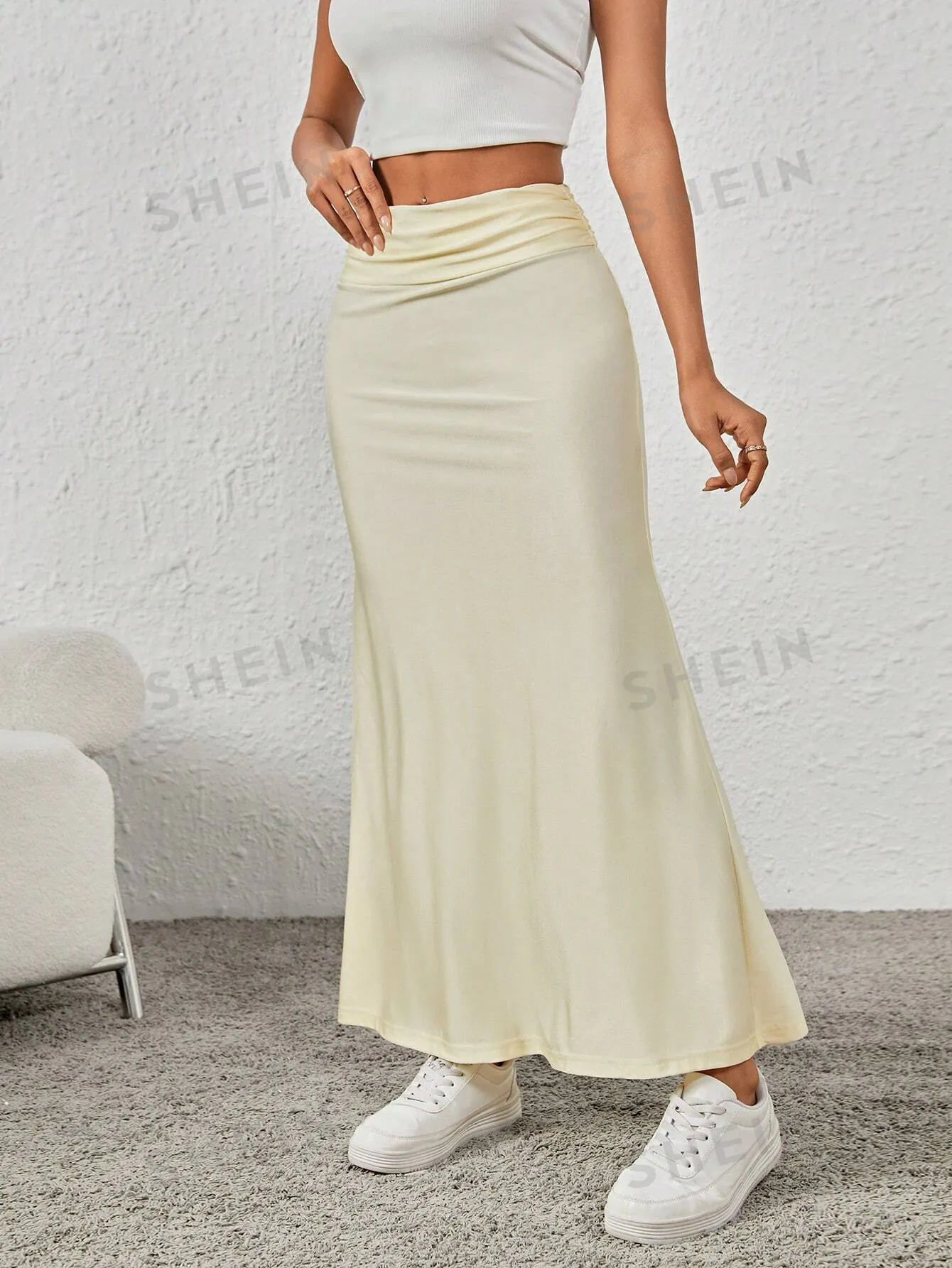 EZwear Solid Color Pleated Detail Skirt