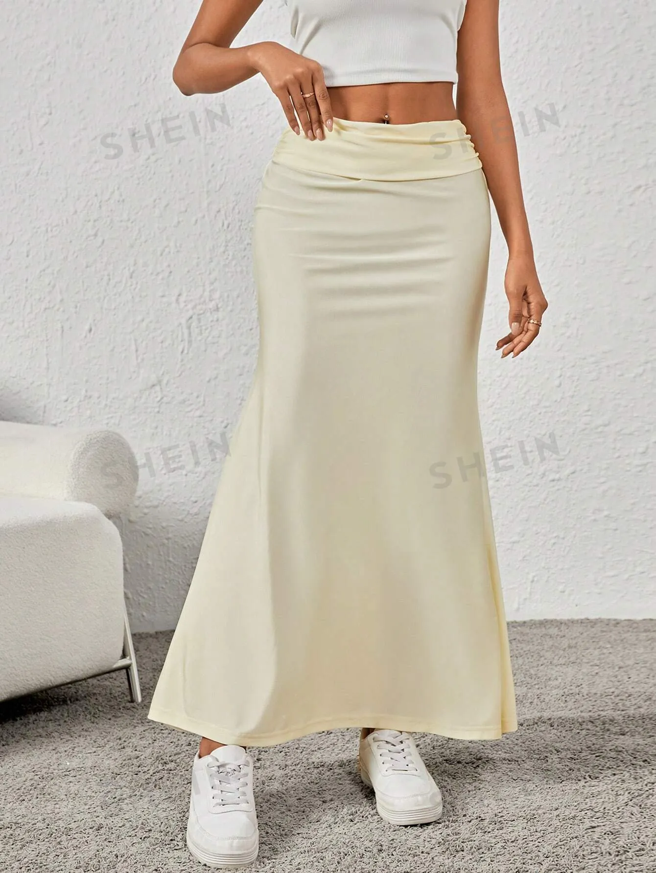 EZwear Solid Color Pleated Detail Skirt