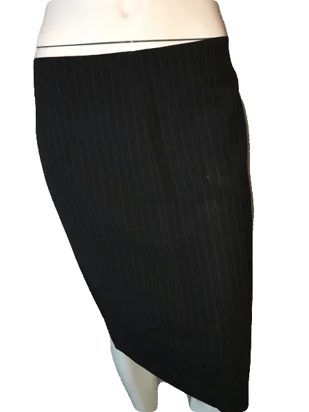 Moda International 80's Skirt Black Pin Stripe Size 8 SKU 000094