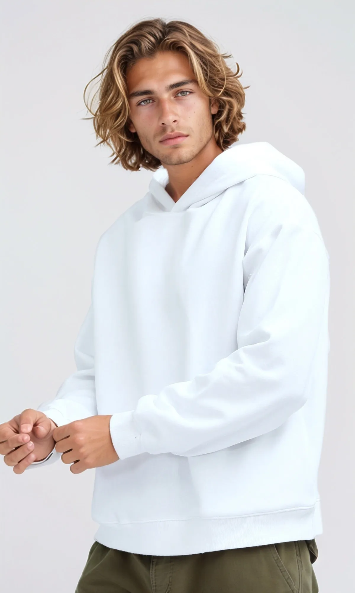 O201283 - Solid Relaxed Fit White Casual Hoodie