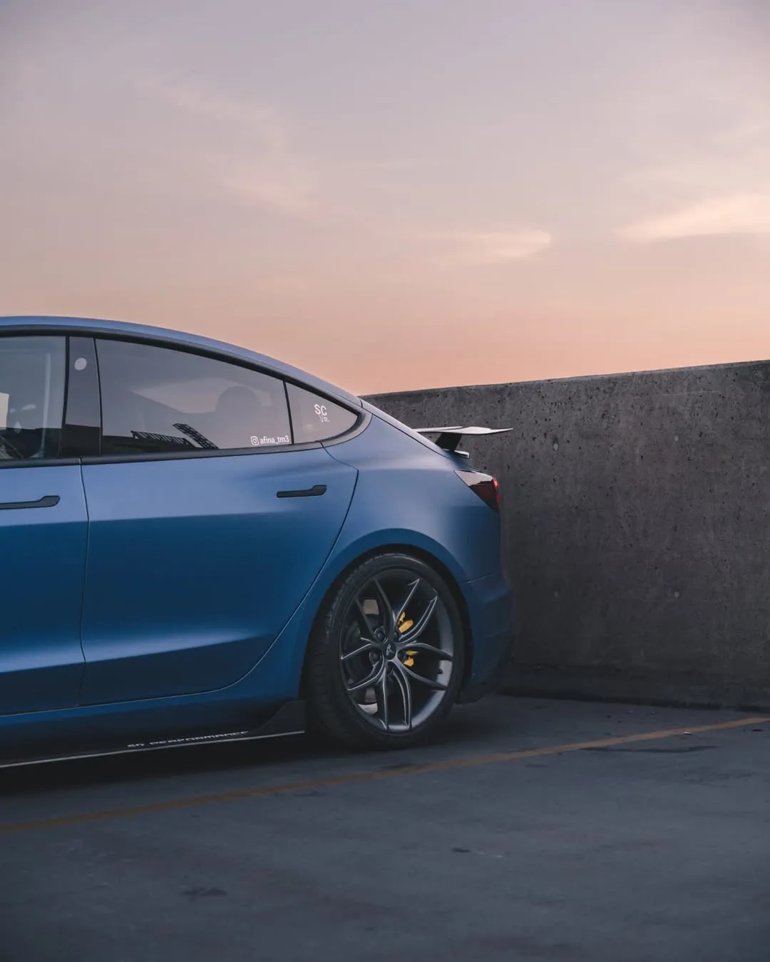 Robot Craftsman Crypton Side Skirts for Tesla Model 3 Performance/Base Carbon Fiber/FRP