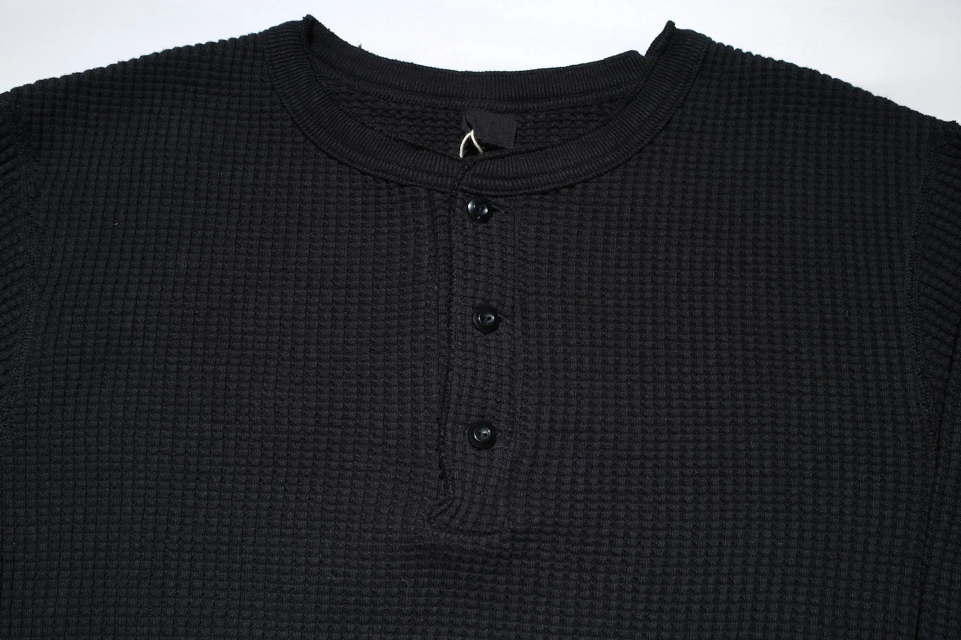 UES Ultra Heavyweight "Big Waffle" L/S Henley Thermal (Black)