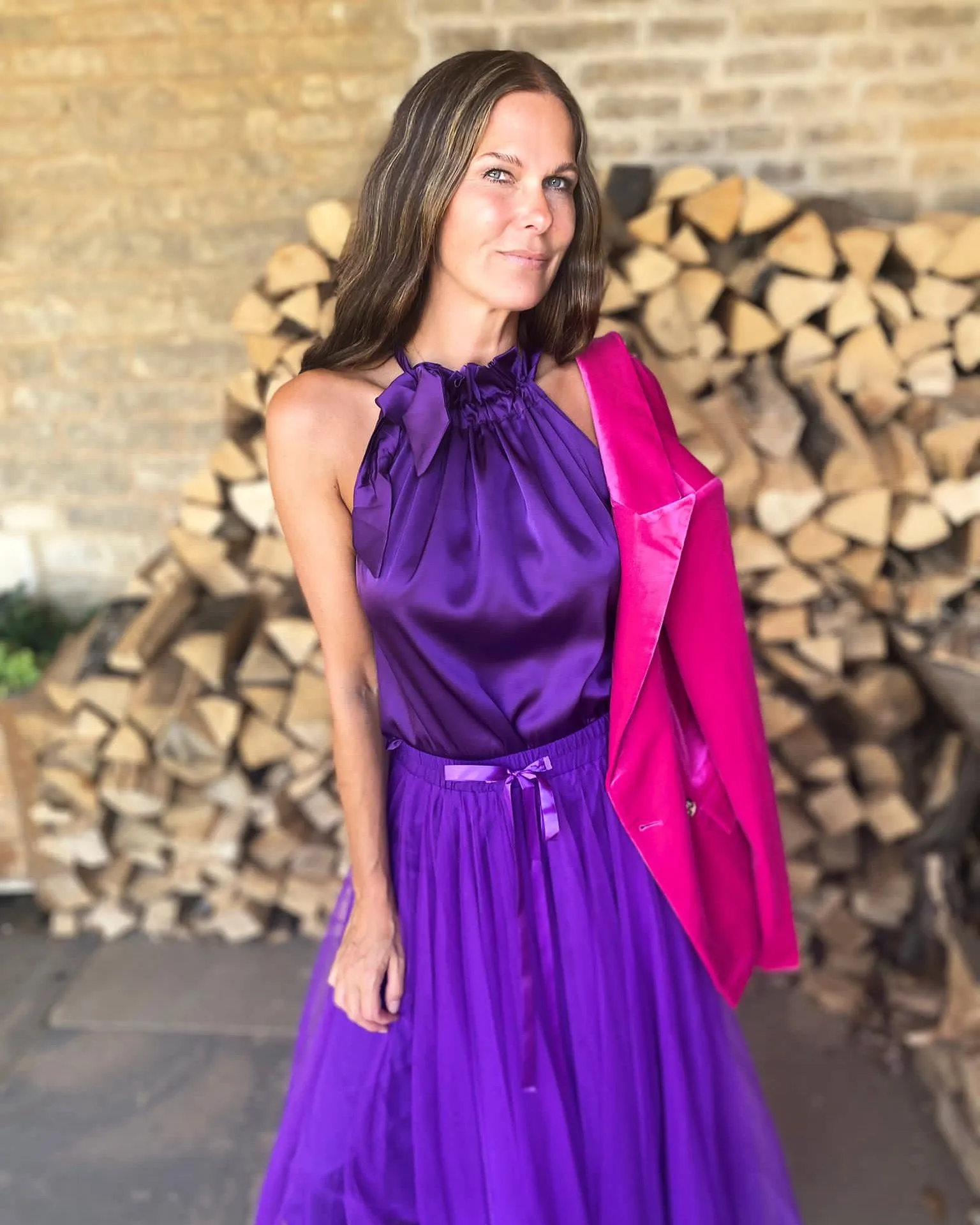 Victoria Velvet Blazer Magenta