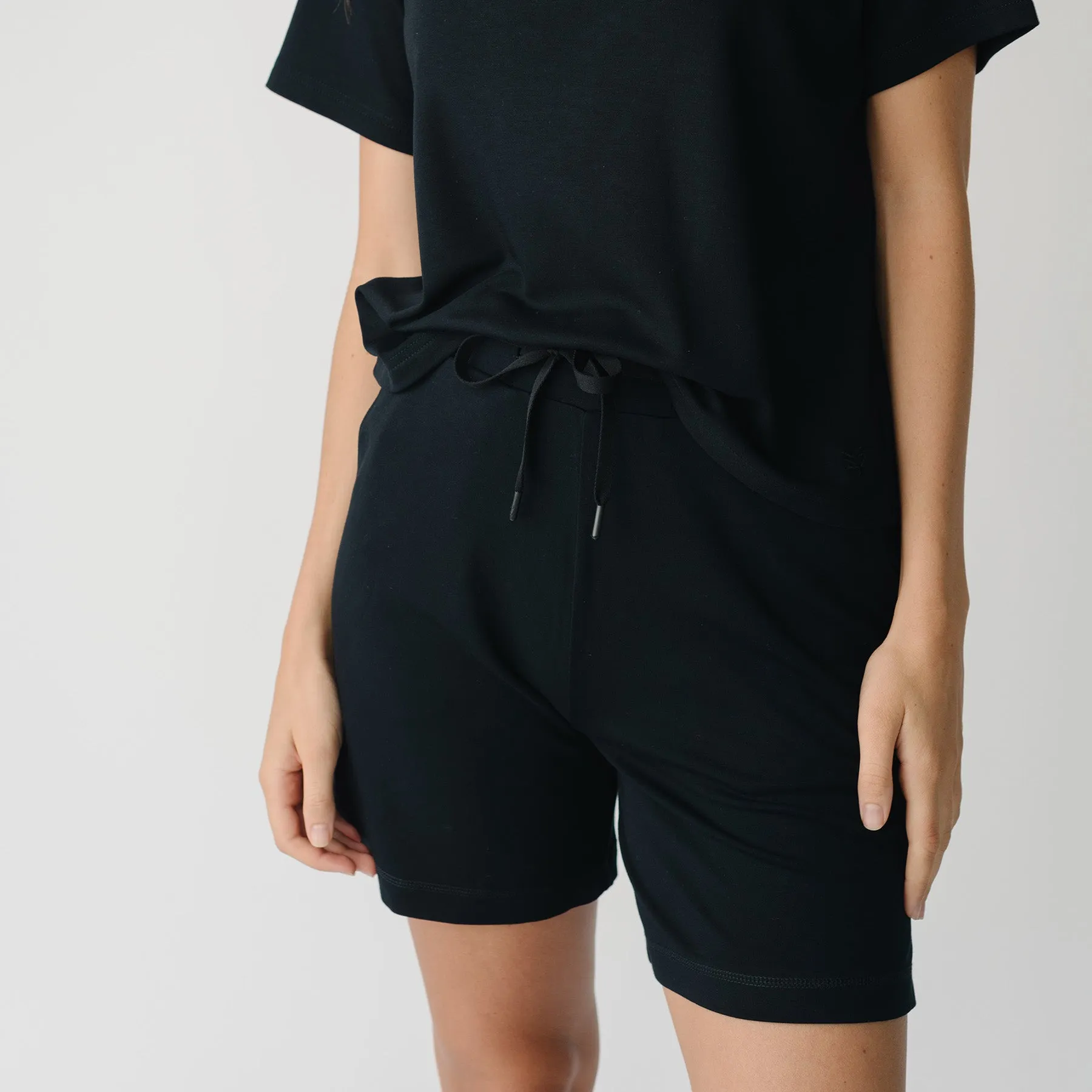 Women's Ultra-Soft Bamboo Mid-Length Shorts